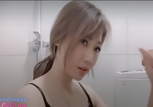 Anh thợ sửa ống nước khéo léo và cô chủ nhà khao khát